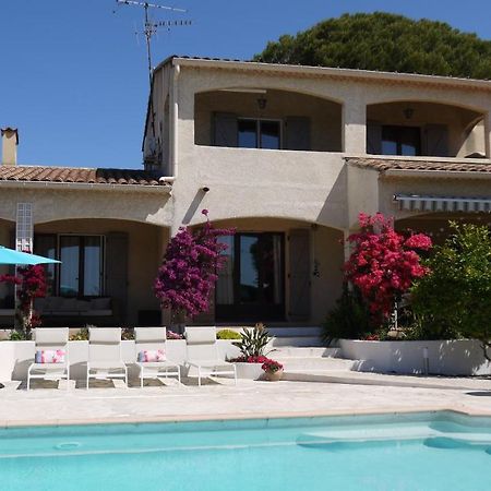 Grand Appartement Dans Maison Avec Piscine Privee Fréjus Eksteriør bilde