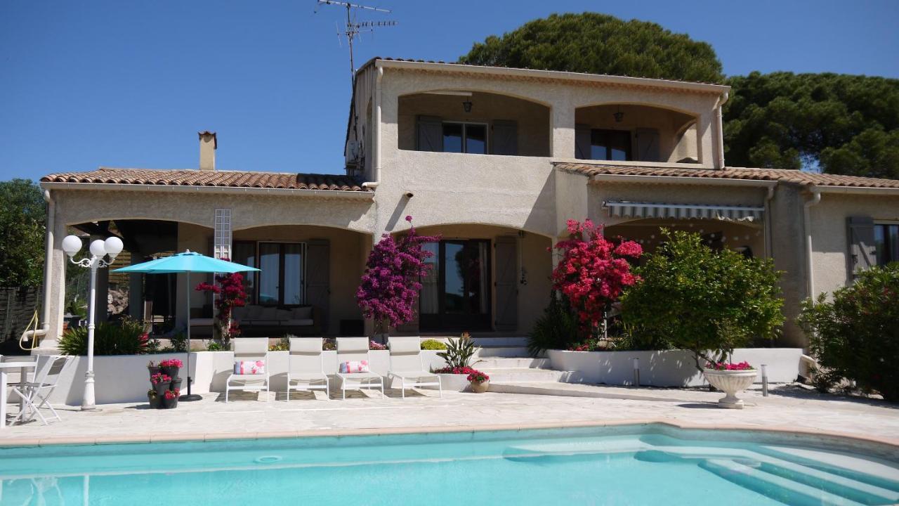 Grand Appartement Dans Maison Avec Piscine Privee Fréjus Eksteriør bilde